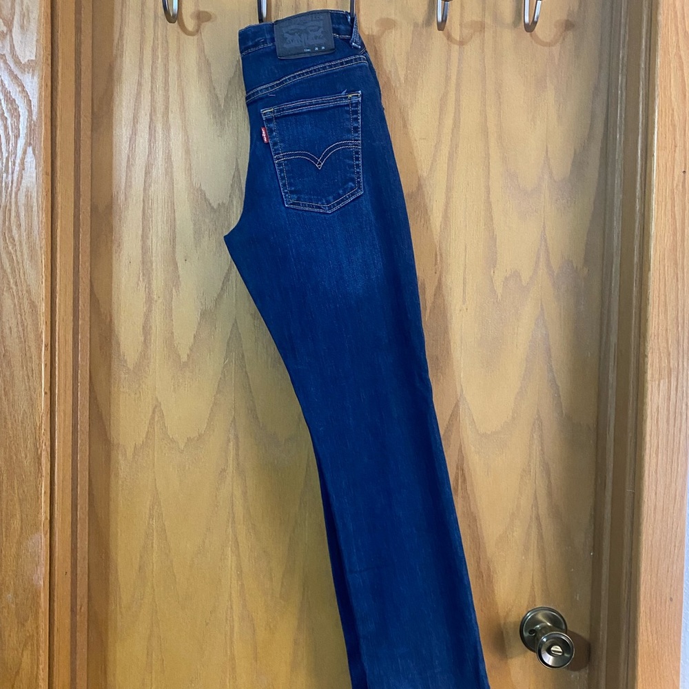 Big boys Levi jeans, size 12 regular slim fit.